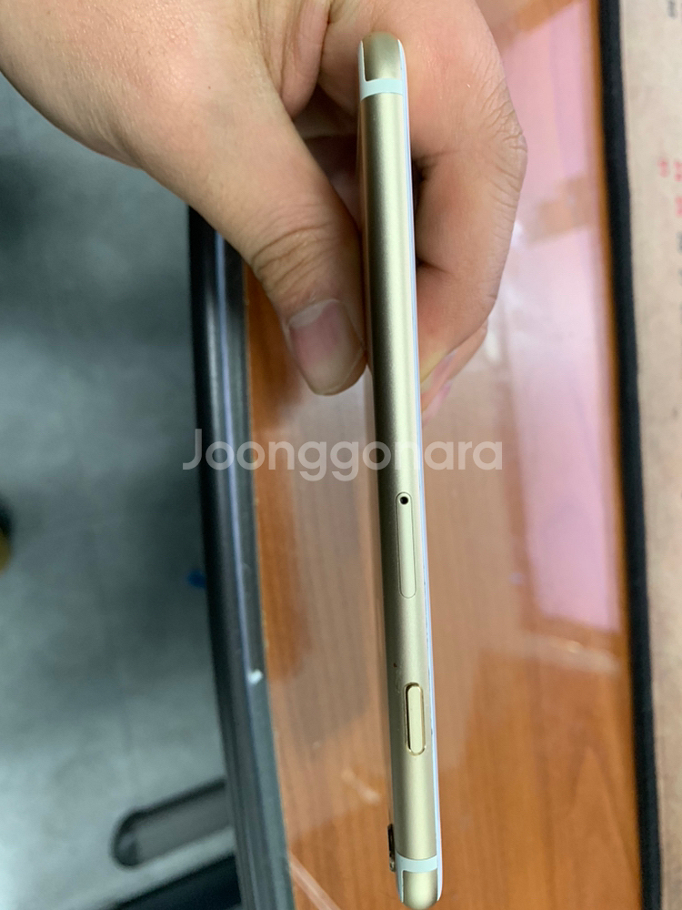 아이폰 6S 128G 팝니다--1