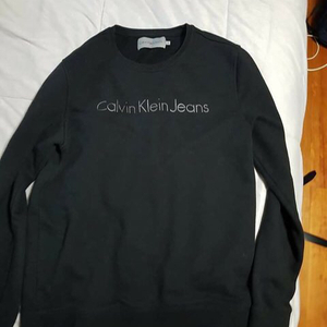 캘빈클라인맨투맨