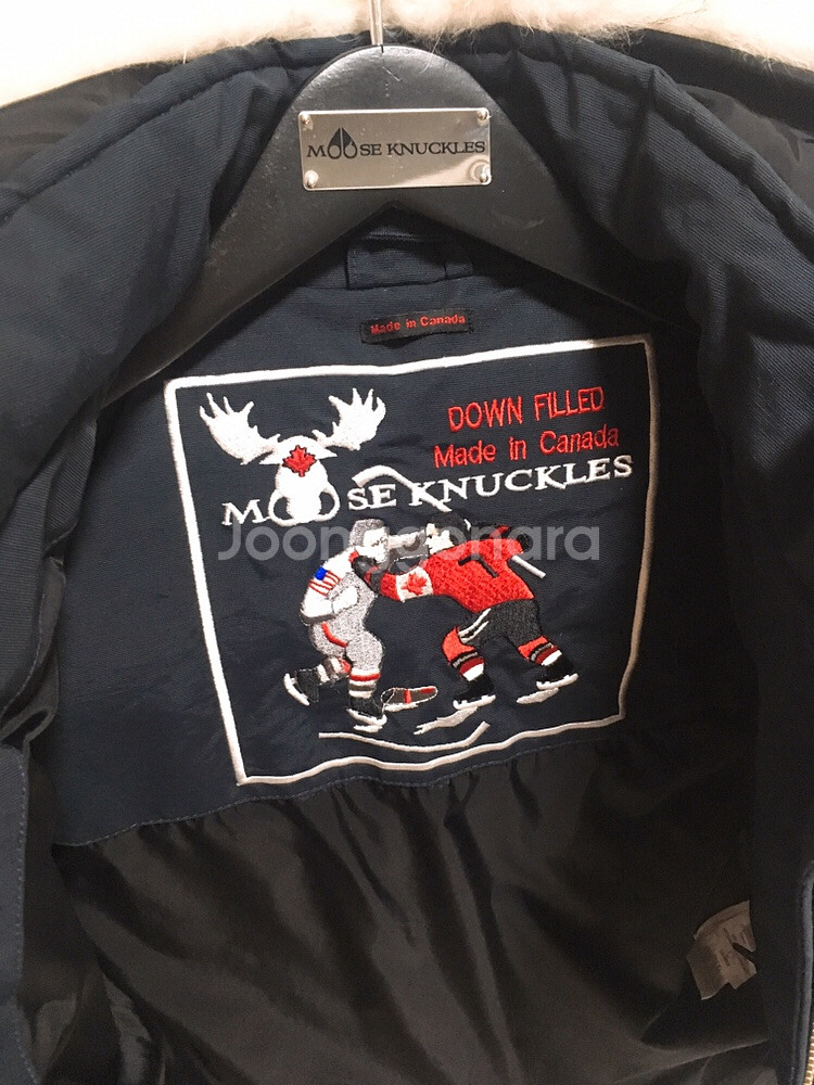 무스너클 쓰리쿼터 여성 패딩--2