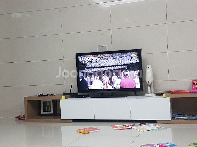 삼성 42인치 TV 판매합니다--3