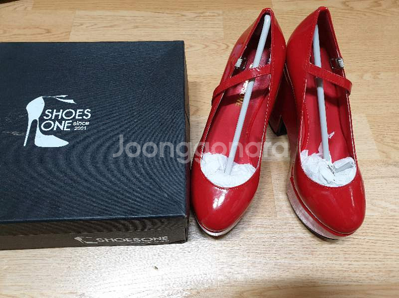 슈즈원 통굽 메리제인 레드 245사이즈 새것 팝니--1