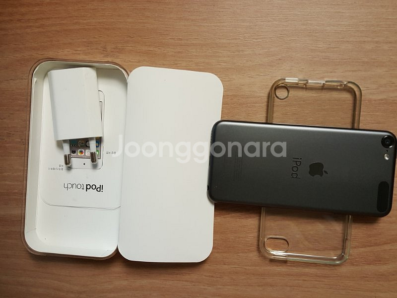 아이팟터치6세대 32GB--1