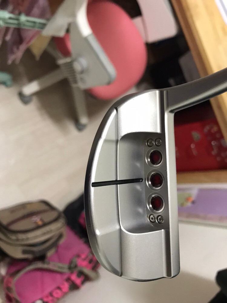 스카티 카메론 뉴포트3 34인치 28만--1