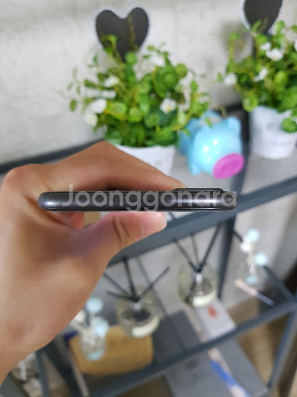 아이폰 8+ 256GB 스페이스그레이 판매합니다.--1
