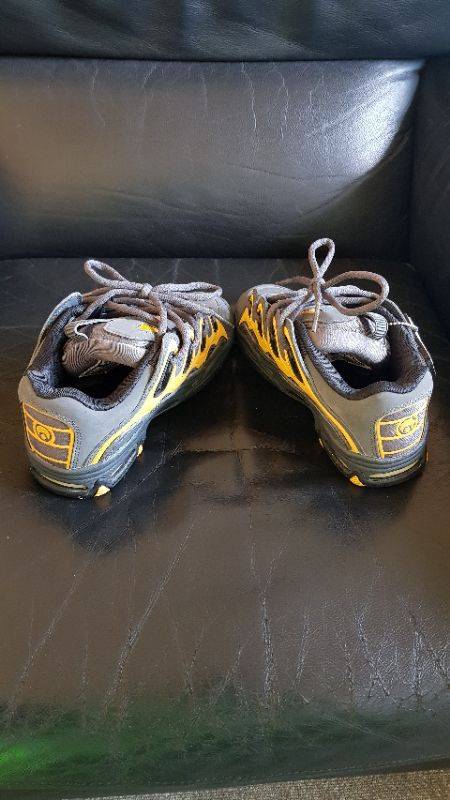 오시리스 운동화--2