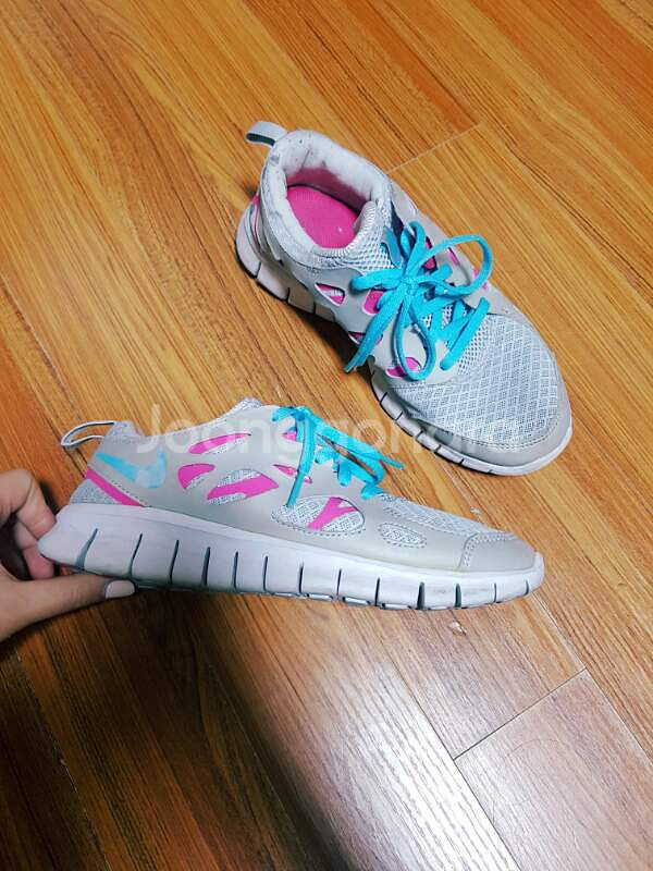 가격 인하 나이키 런닝화 판매!--1