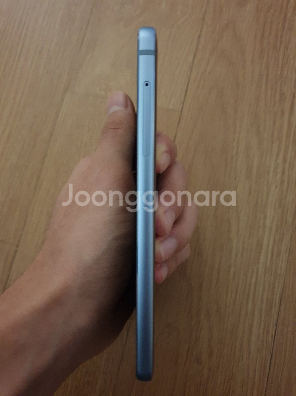 LG G6 플러스 128GB 블루 S급 19만--3