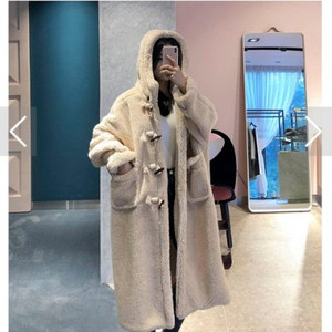 리틀마켓 뽀글이 양털 떡볶이코트 팝니다