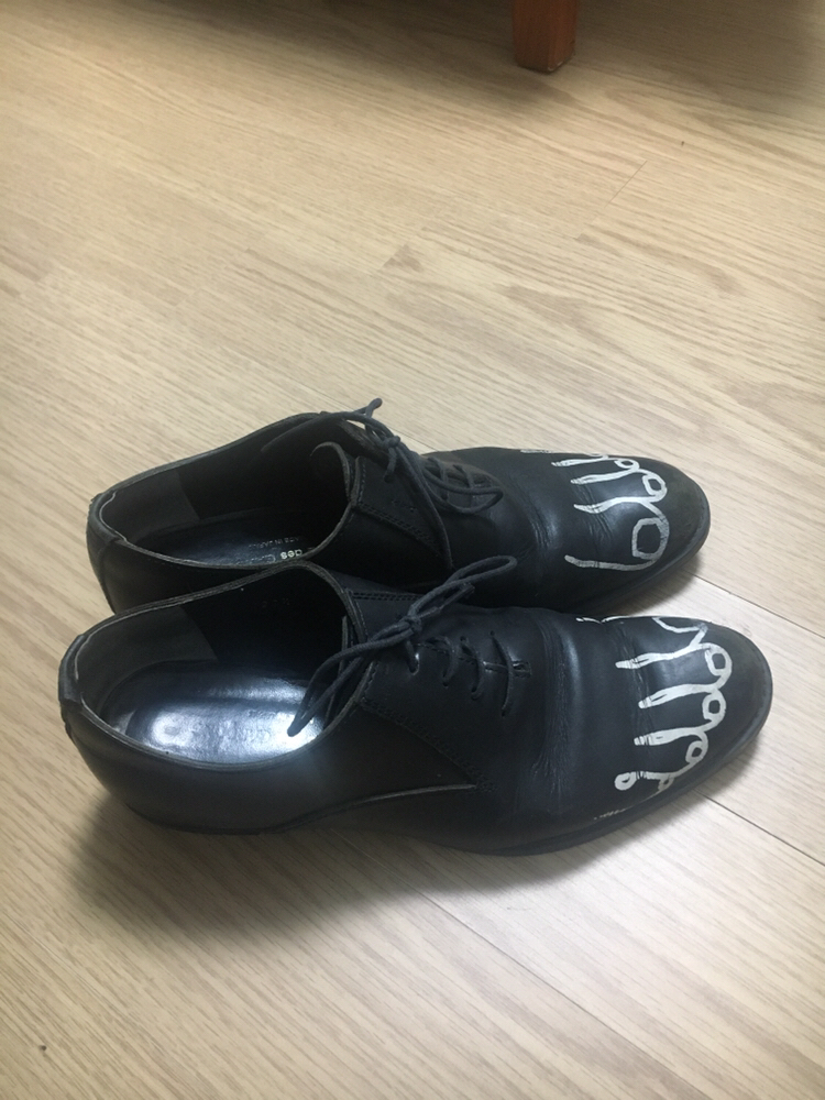 [가격내림]꼼데가르송 발가락 브로그 판매해요!--1