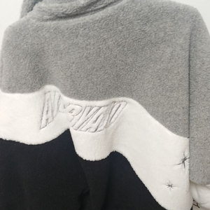 아조바이아조 tri color fur jumper