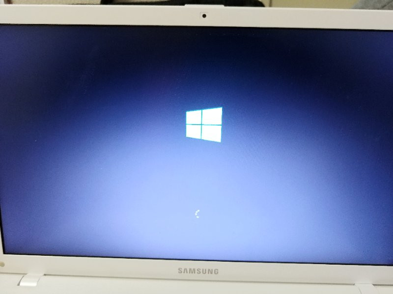 삼성 노트북 팝니다 nt300-v5a모델 입니다--1