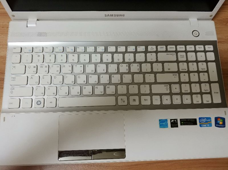 삼성 노트북 팝니다 nt300-v5a모델 입니다--3