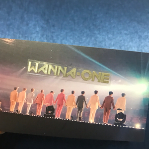 워너원 강다니엘 전차스 판매합니다