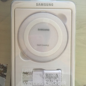 삼성 급속무선충전기 판매합니다..ep-pn920
