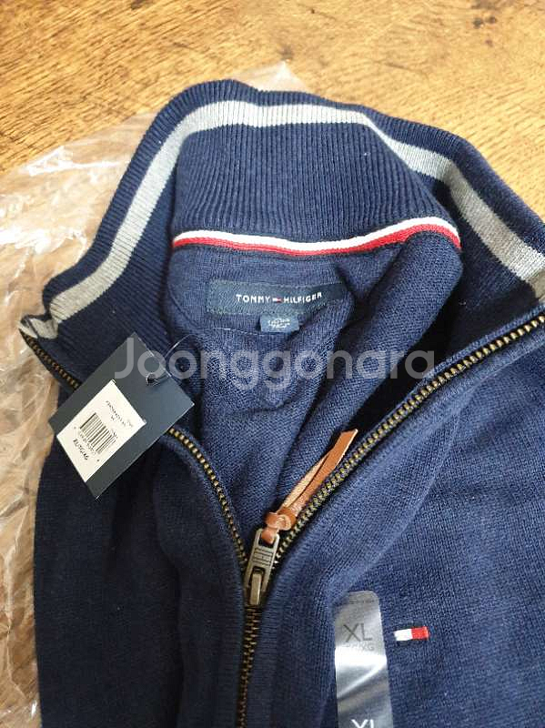 타미힐피거  짚업입니다--0