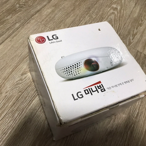 미니빔 LG pv150g 판매합니다~