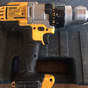 디월트 함마드릴18V