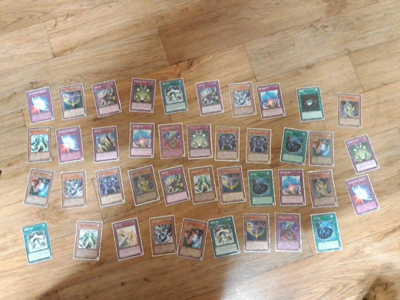 유희왕 카드 벨즈덱+차원제왕덱 팝니다 이미지