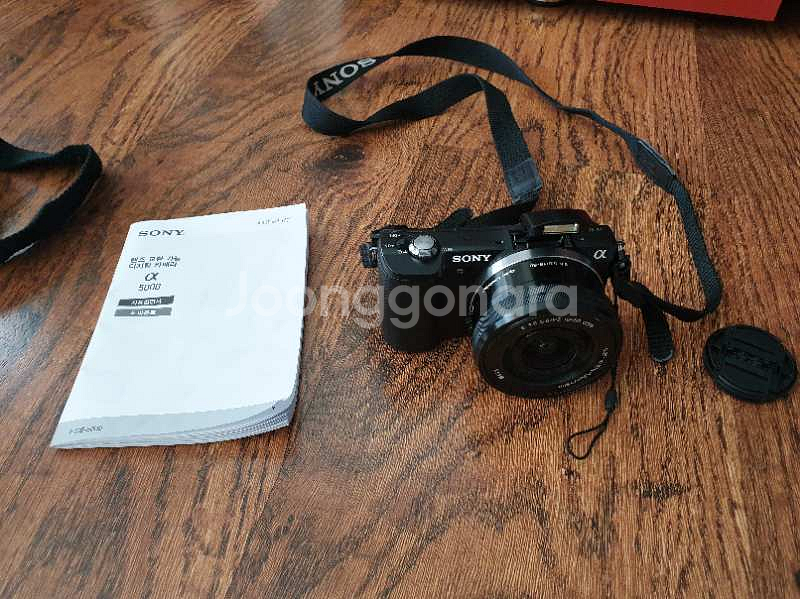 소니 알파 5000입니다--2