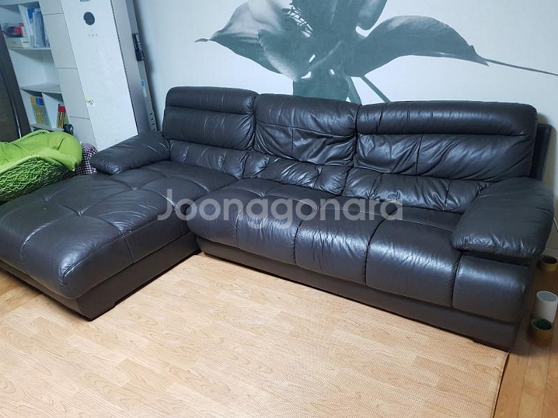 천연가죽 콤비쇼파입니다.--0