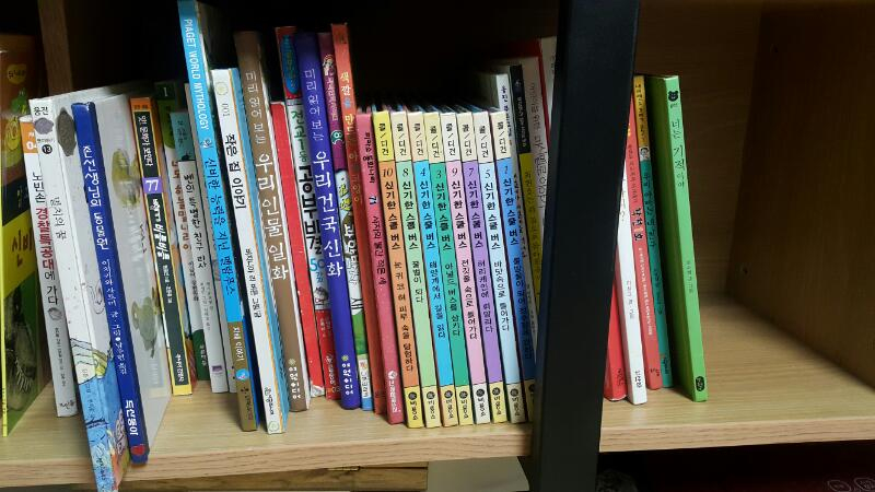 초등 저학년 위주  단행본 총 80권 3만--2