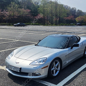 쉐보레 콜벳 C6 ﻿/ 42,000km / 2012 / 오토 / 한국 GM 쉐보레 정식출고 / 3980만원