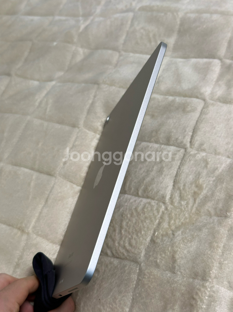 아이패드 에어5 M1 상태최상 (애플펜슬 2세대 포함)--9