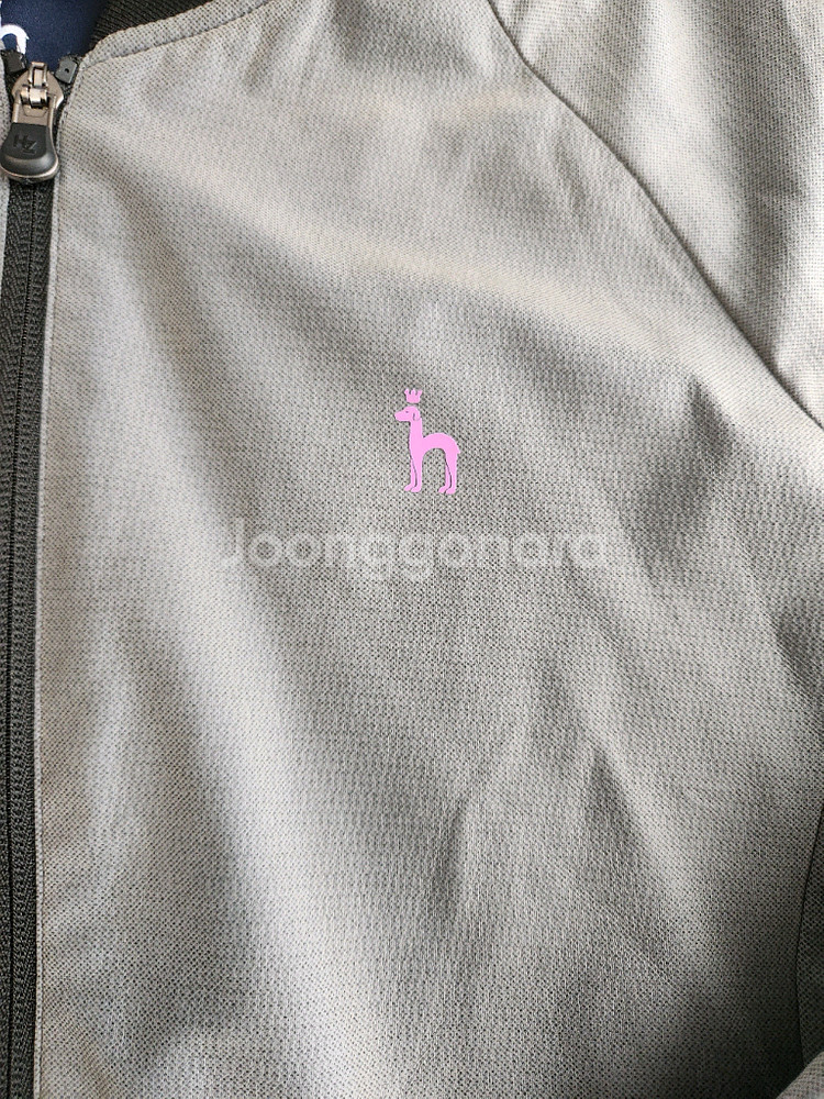 새상품급)헤지스 골프 여성 야구에리 풀오픈 봄버 바람막이 자켓 사이즈95(m)여러 중고사이트에도 같이 판매하고 있어--13