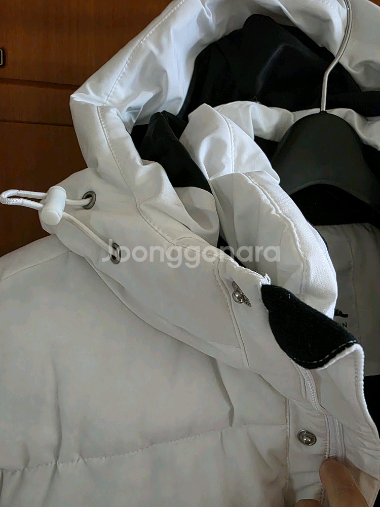 (새상품) 릴리전 화이트 웰론 롱패딩(105)--12