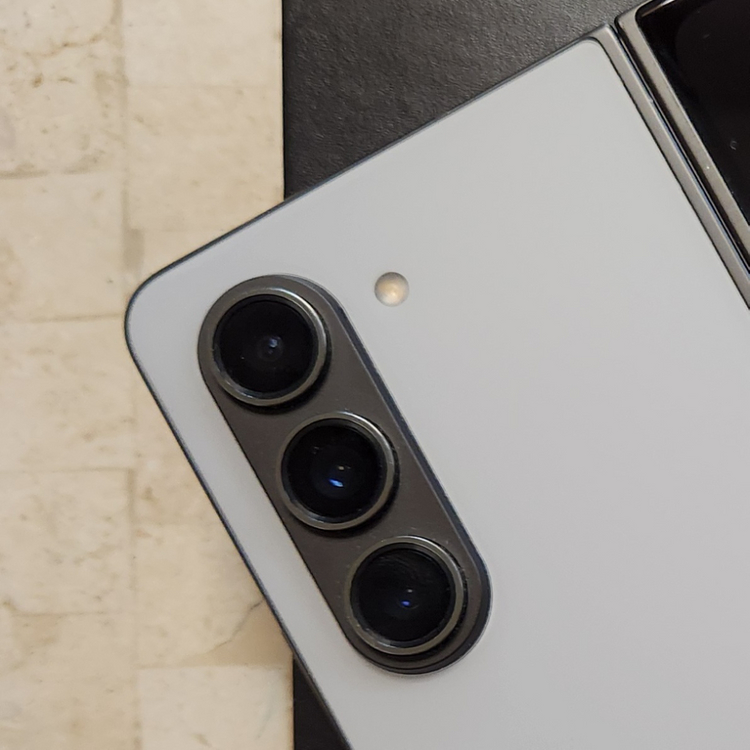 갤럭시 Z 폴드5 (1TB) 판매합니다~ (박스있음)--11