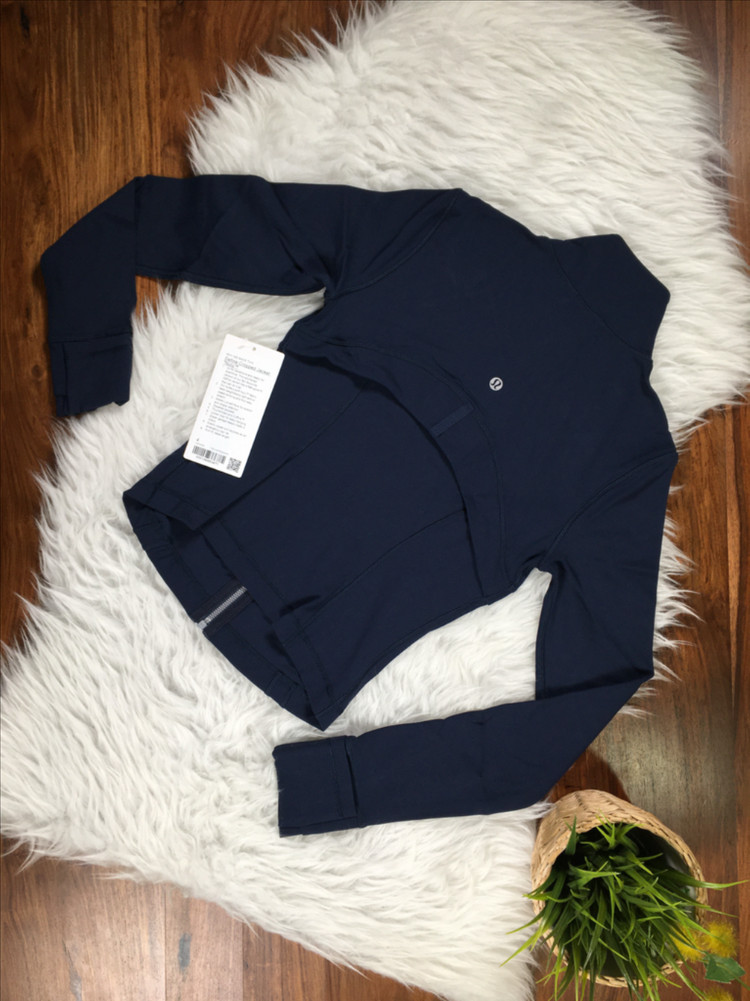 (새상품)룰루레몬 디파인 크롭자켓 Define cropped Jacket--12