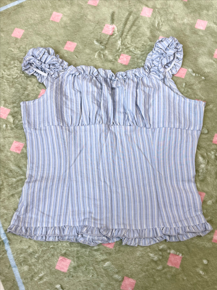 헤비브 핀 스트라이프 블라우스 sora 이미지