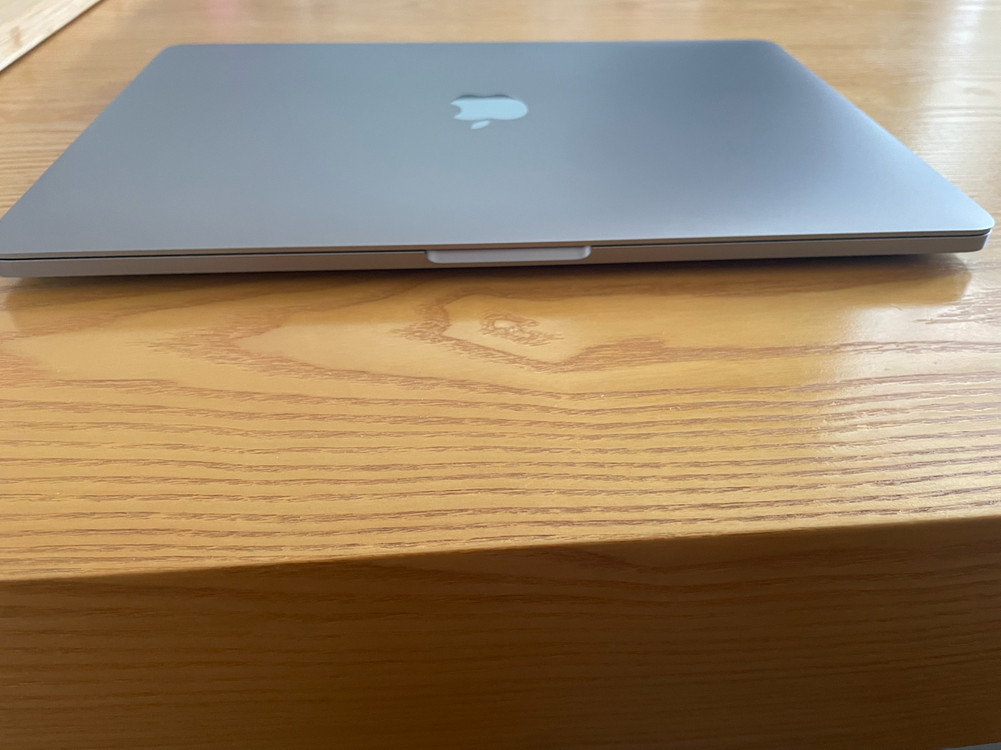 맥북 프로 13인치 M1 ram 16GB / 512GB 스페이스 그레이 이미지