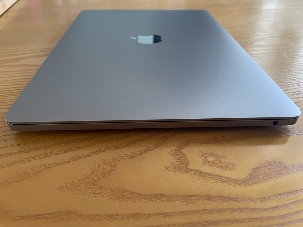 맥북 프로 13인치 M1 ram 16GB / 512GB 스페이스 그레이 이미지
